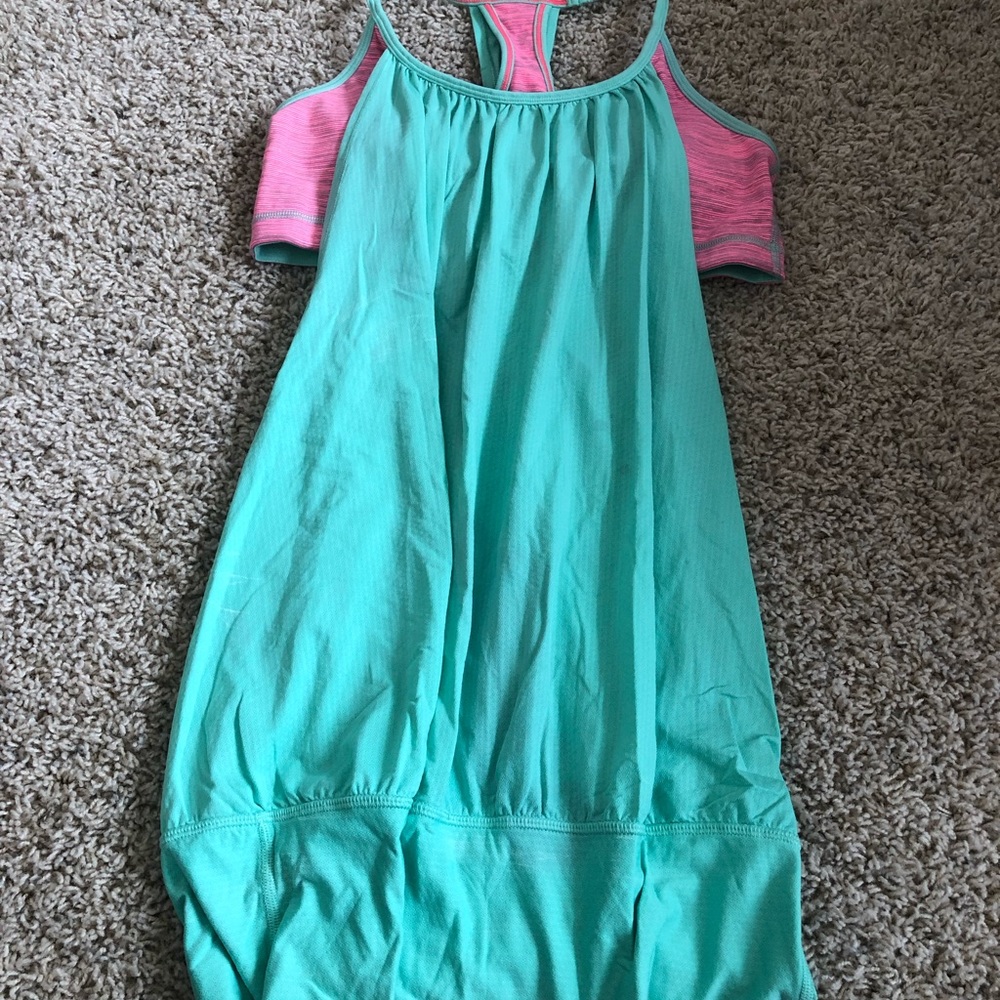 Lululemon no limits tank